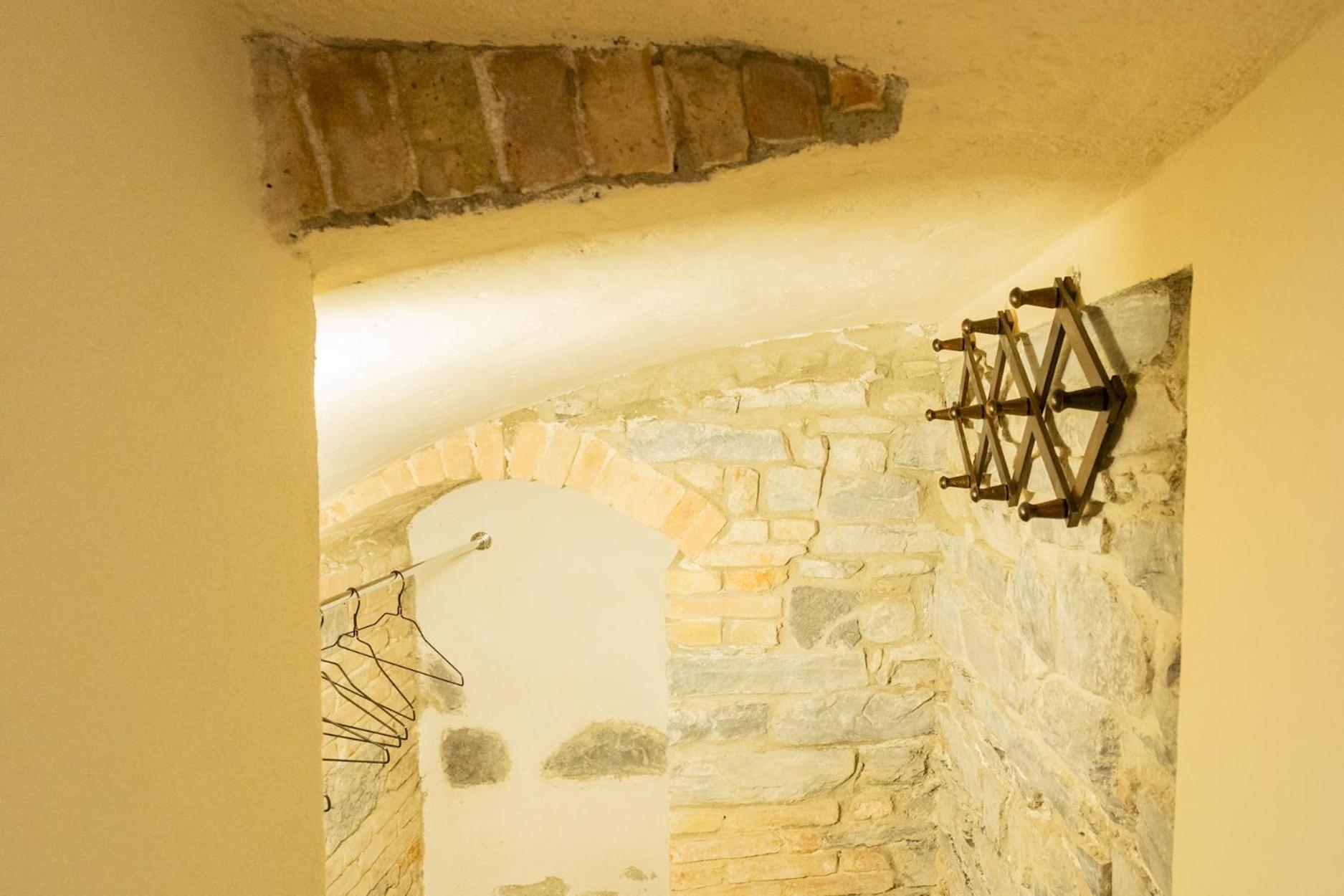 Romantic Escape City Centre With Jacuzzi & Parking By Rent All Como Bagian luar foto