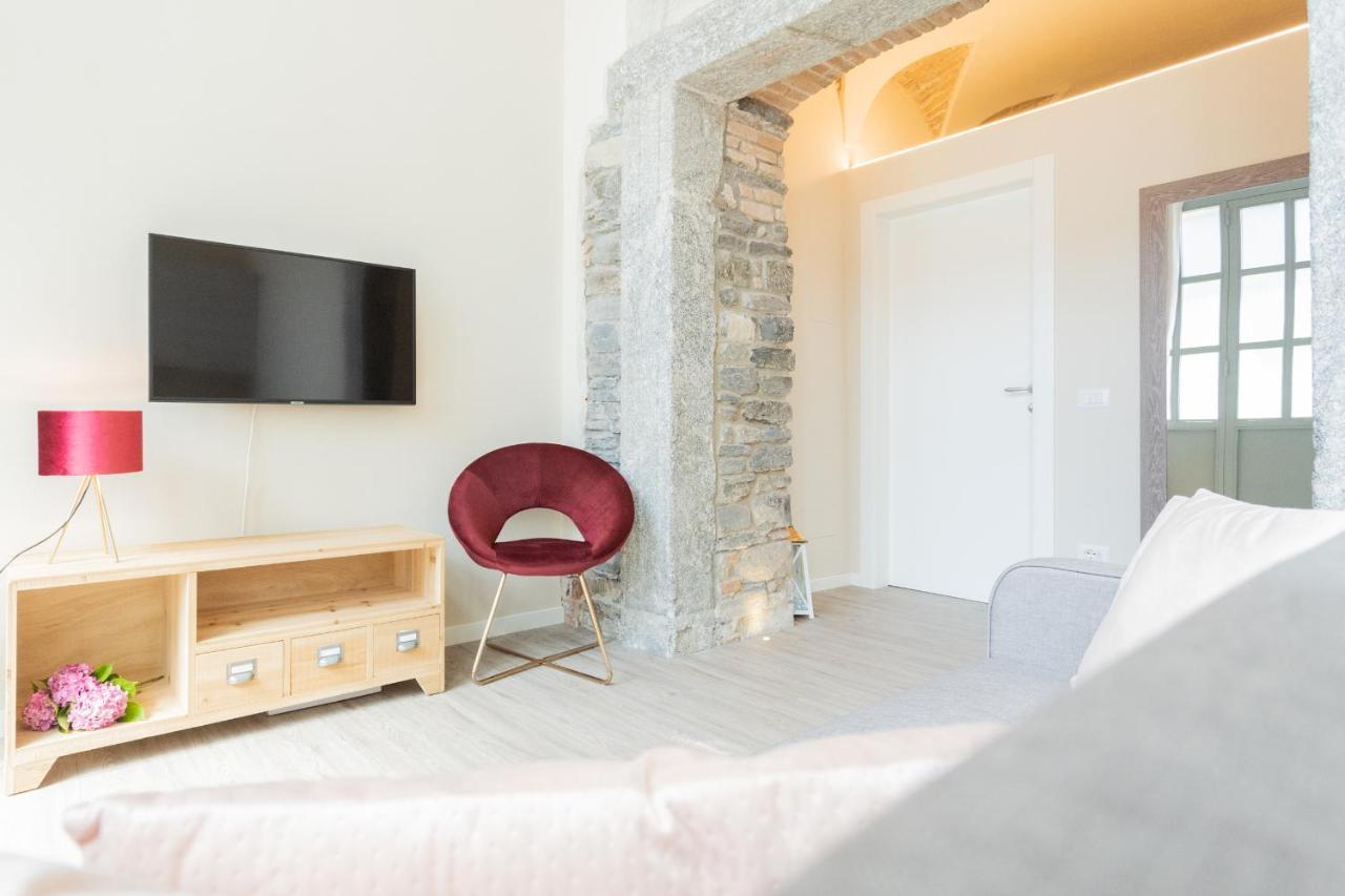 Romantic Escape City Centre With Jacuzzi & Parking By Rent All Como Bagian luar foto