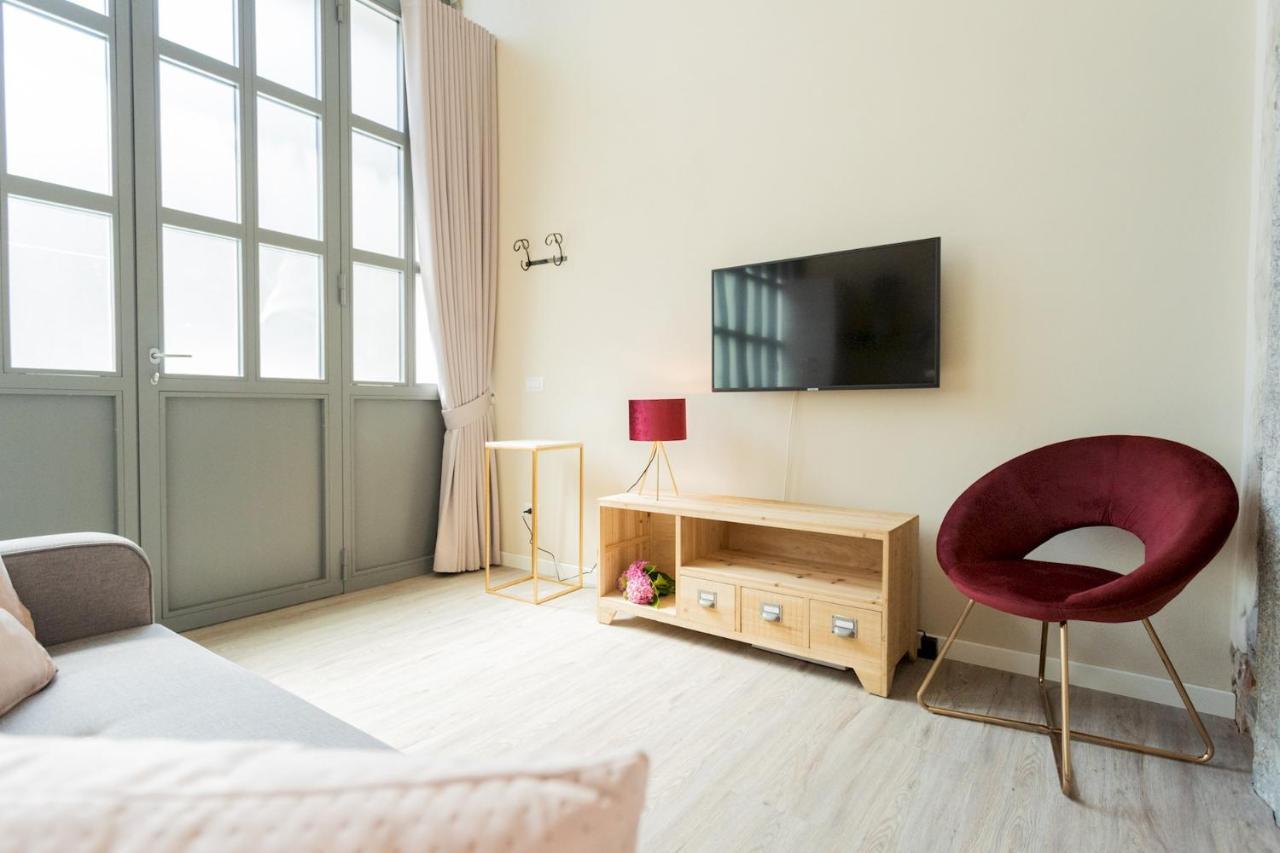 Romantic Escape City Centre With Jacuzzi & Parking By Rent All Como Bagian luar foto