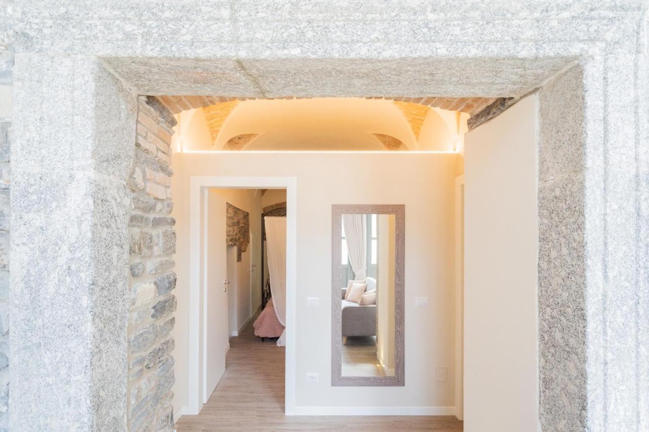 Romantic Escape City Centre With Jacuzzi & Parking By Rent All Como Bagian luar foto